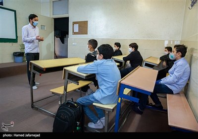 Iran Reopens Schools in Low-Risk Areas