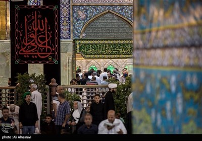 Iraqis Mark Last Night of Destiny in Holy City of Karbala