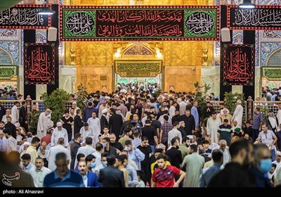 Iraqis Mark Last Night of Destiny in Holy City of Karbala