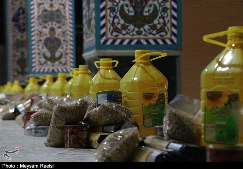 تداوم کمک‌های مومنانه در کردستان؛ 4 هزار بسته غذایی بین نیازمندان توزیع شد