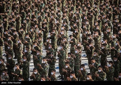 اقامه نماز عید فطر در دانشگاه افسری امام علی (ع)