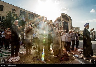 Iranians Attend Eid al-Fitr Prayers across Iran