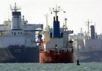  شرکت آمریکایی مجوز دو نفتکش را به اتهام حمل نفت ایران لغو کرد 