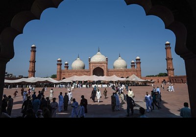 پاکستان بھر میں عیدالفطر مذہبی جوش و جذبے کے ساتھ منائی گئی