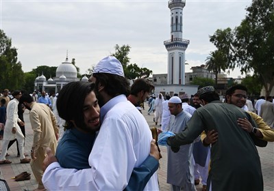 پاکستان بھر میں عیدالفطر مذہبی جوش و جذبے کے ساتھ منائی گئی