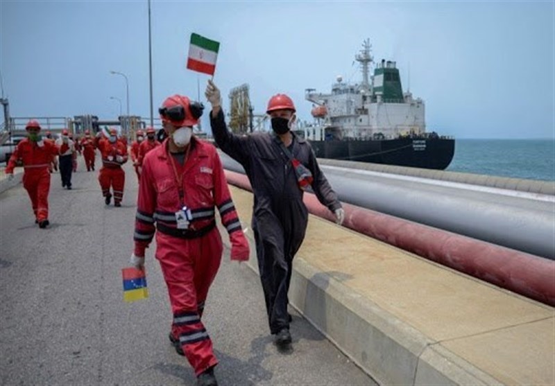 سایت تحلیلی یونایتد ورلد: نفتکش‌های ایرانی در ونزوئلا سلطه گری آمریکا را به چالش کشیدند