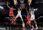 پلی آف لیگ NBA| پیروزی لیکرز با درخشش دیویس و جیمز
