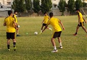 لیگ‌برتر فوتبال| بازیکنان شاهین بوشهر با روحیه بالا به مصاف حریفان خود می‌روند