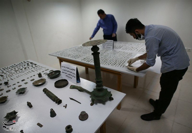 قاچاقچیان اشیای تاریخی با قدمت 2 هزار سال در استان اصفهان دستگیر شدند