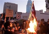 Demonstrators Burn US Flag in LA to Protest Death of Black Man by Police (+Video)