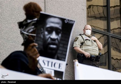 اعتراضات مردم آمریکا در پی مرگ یک سیاه‌پوست