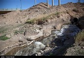 قصه پرغصه ورود فاضلاب به رودخانه قره‌سو کرمانشاه+ تصاویر