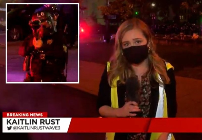 US Police Fire Pepper Balls at TV Reporter Live on Air (+Video)