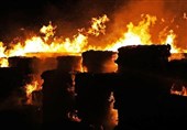 آتش سوزی بارانداز کارتن در «ماهدشت» کرج مهار شد
