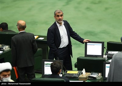 علی نیکزاد در جلسه علنی مجلس شورای اسلامی 