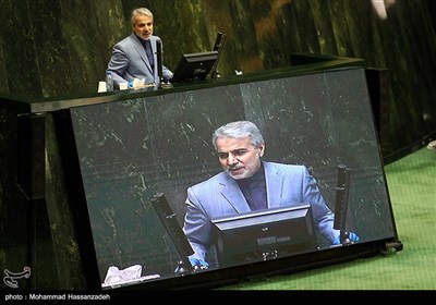 محمدباقر نوبخت رئیس سازمان برنامه و بودجه در جلسه علنی مجلس شورای اسلامی 