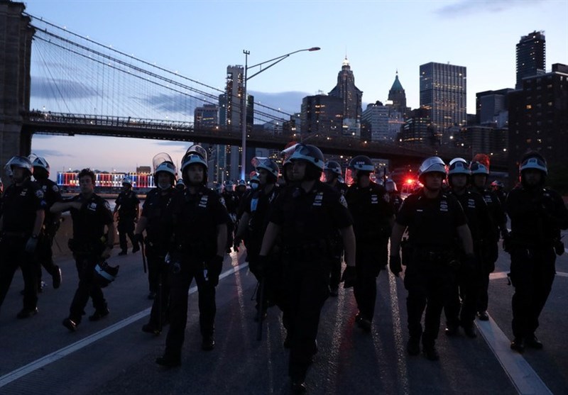 Cops Rammed by Car in New York amid Anti-Police-Brutality Unrest in US (+Video)