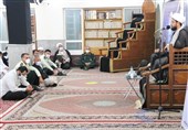 بوشهر| مهمترین رسالت مبلغان معرفی مکتب امام راحل به نسل جوان است