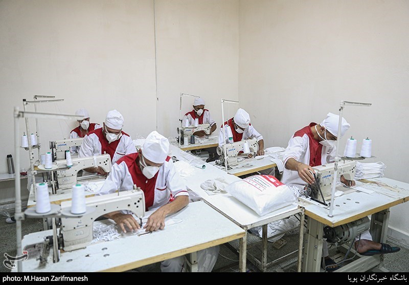 ظرفیت استان قم تولید روزانه 500 هزار ماسک است