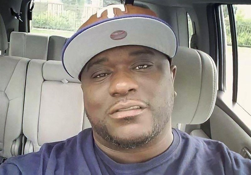 Black Man Heard Saying &apos;I Can&apos;t Breathe&apos; Multiple Times during Fatal Arrest in Texas