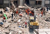 تعداد جانباختگان حادثه فرو ریختن ساختمان در کراچی به 22 نفر رسید