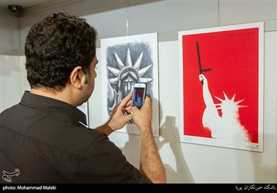 افتتاح نمایشگاه کاریکاتور(نمی توانم نفس بکشم)