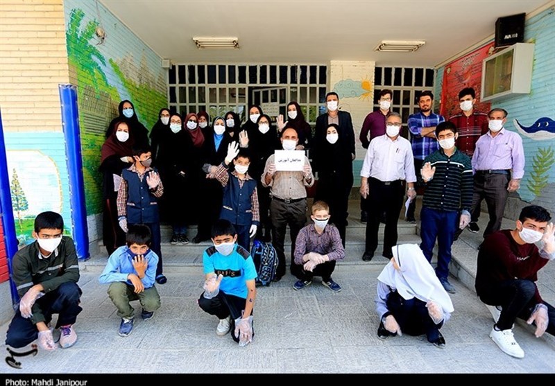 اصفهان| روایتی از دانش آموزان مدارس استثنایی در ایام کرونا؛ معلمانی که ایثار را معنا کردند + فیلم