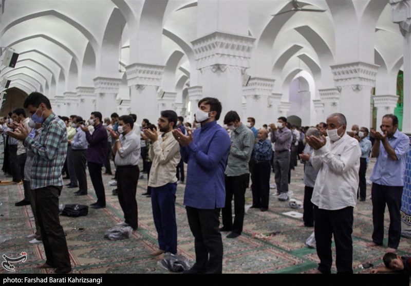 اقامه نماز عبادی سیاسی جمعه یزد به روایت تصویر