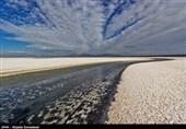 بارش نزولات جوی در حوضه آبریز دریاچه ارومیه 14 درصد کاهش یافت