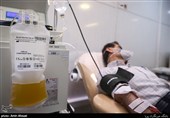 مدیرکل انتقال خون اصفهان: در همه گروه‌های خونی نیاز به اهدای پلاسما برای بیماران کرونایی داریم