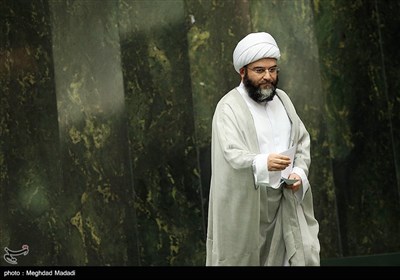 حجت‌الاسلام محمد قمی رئیس سازمان تبلیغات اسلامی در جلسه علنی مجلس 