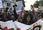 تظاهرات ضد نژادپرستی در فرانسه به تظاهرات ضد صهیونیستی تبدیل شد