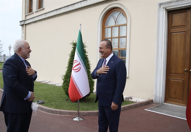 دیدار وزرای خارجه ایران و ترکیه/گفت‌وگو درباره کرونا و صادرات گاز