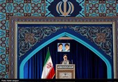 امام جمعه موقت اصفهان: مراقب دسیسه‌های دشمن باشید