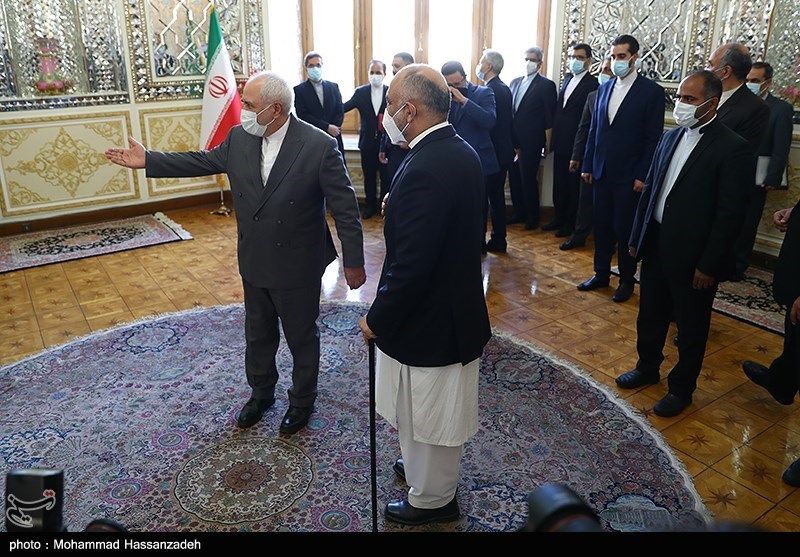 سرپرست وزارت امور خارجه افغانستان با ظریف دیدار کرد