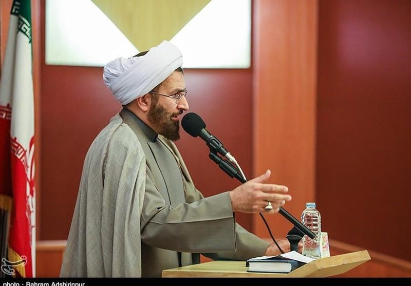 وظیفه مجاهدان عرصه تبلیغ تبیین تقویت باورهای اعتقادی و دینی مردم است
