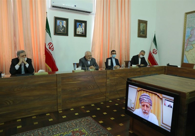 Iran, Oman Discuss Closer Cooperation