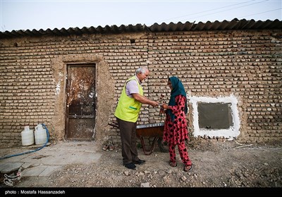 تقدیر از دختران کوره های آجرپزی به مناسبت میلاد حضرت معصومه (س) و روز دختر