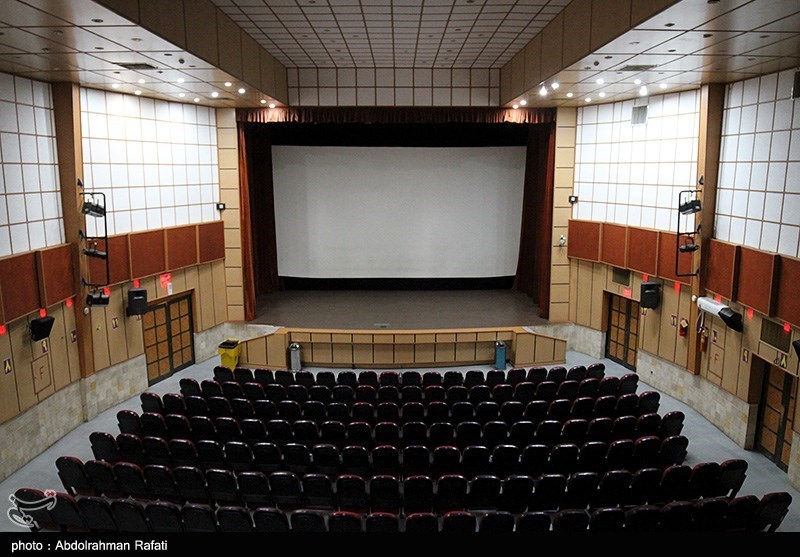 بخش خصوصی در حال ساخت 220 سینما است/ همه استان‌ها صاحب &quot;پردیس سینمایی امید&quot; می‌شوند