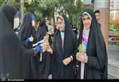 تکریم دختران کاشانی به مناسب دهه کرامت به روایت تصویر