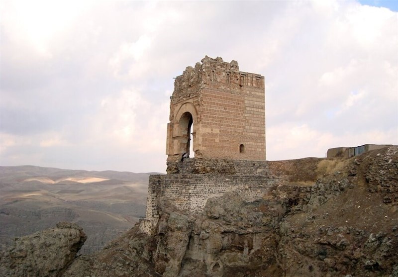 Zahhak Castle: A Tourist Attraction in Iran's Azerbaijan - Tourism news