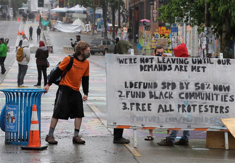 Protesters Make Last Stand As Seattle Police Dismantle Violent District (+Video)