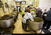 20 هزار پرس غذای گرم در روز عید غدیر میان نیازمندان بادرودی توزیع میشود