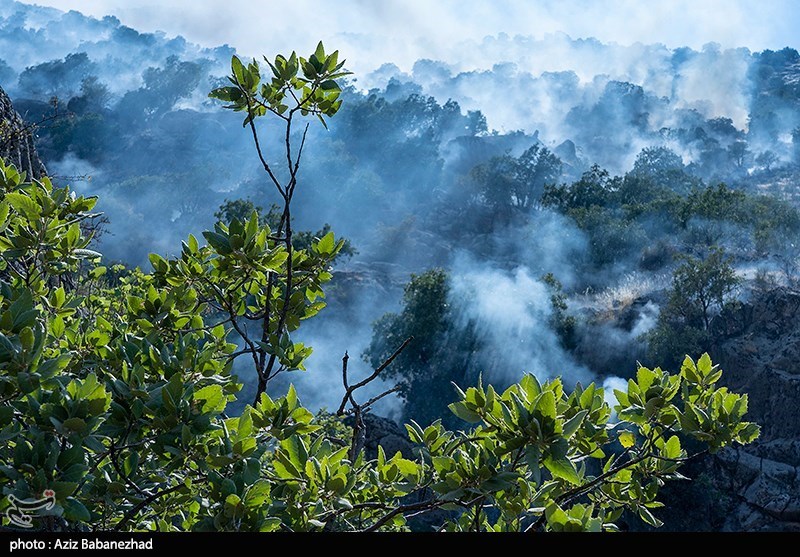 مهار آتش‌ در مناطق مرزی جمهوری آذربایجان؛ آتش به جنگل‌های گیلان سرایت نکرد