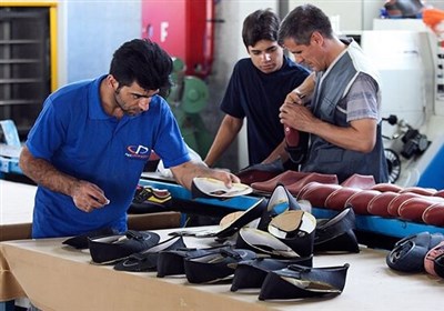 سرمایهگذاران تولید کفش "هیدج" به حمایت مسئولان چشم دوختهاند
