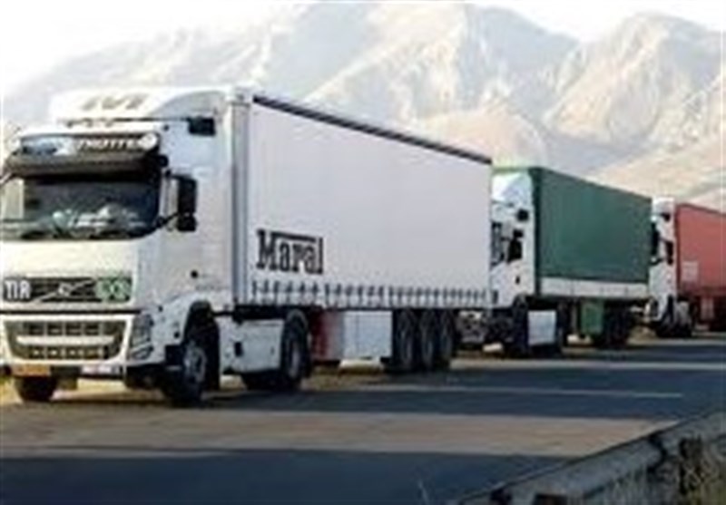 افزایش صادرات در پایانه مرزی &quot;میلک&quot; سیستان و بلوچستان/ تردد کامیون‌های صادراتی روان شد