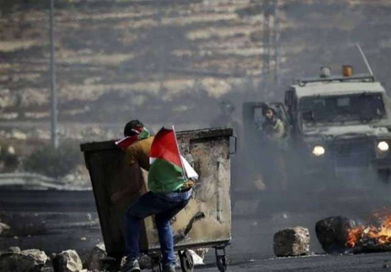 زخمی‌شدن ده‌ها فلسطینی در یورش نظامیان صهیونیست به قدس اشغالی و کرانه باختری