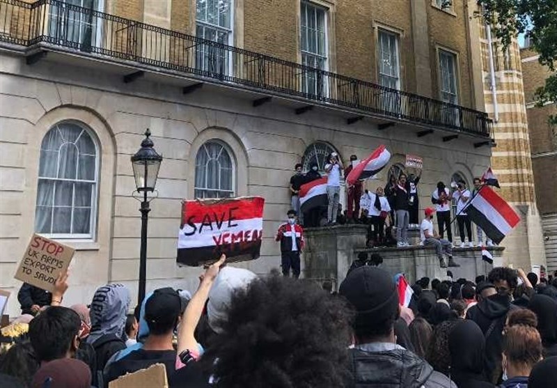 Thousands Protest against UK Role in Saudi War on Yemen (+Video)