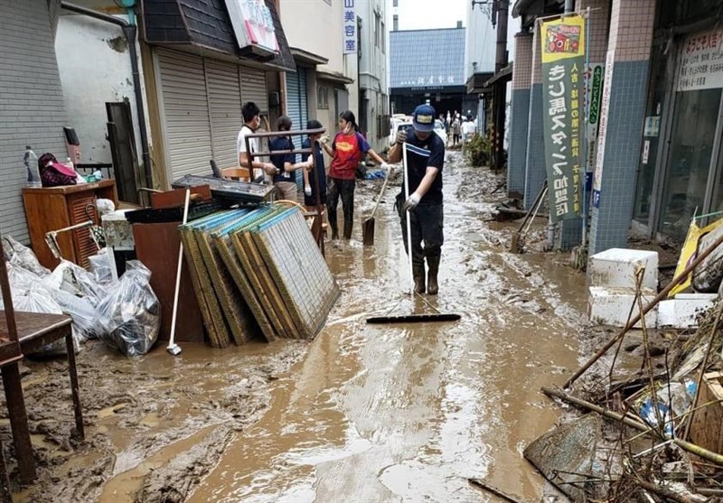 درخواست دولت ژاپن برای هوشیاری مردم و نگرانی از باران