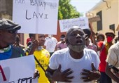 Haiti Police Clash with Demonstrators Protesting Worsening Crime Rate (+Video)